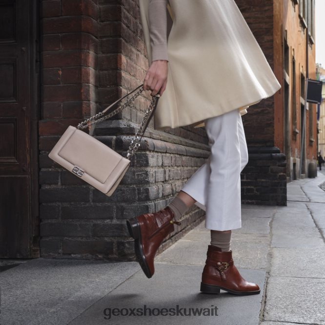 Geox BLL84T316 Larysse Woman Brown