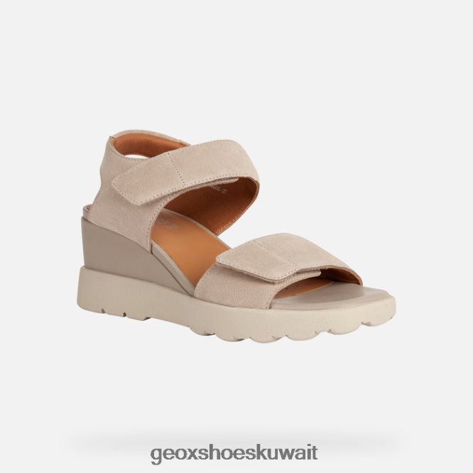 Geox BLL84T70 Spherica Ec6 Woman Sand
