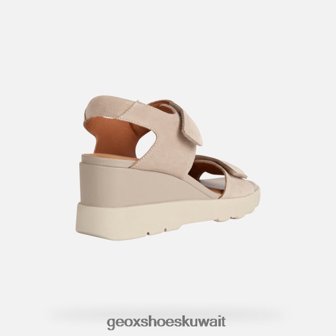 Geox BLL84T70 Spherica Ec6 Woman Sand